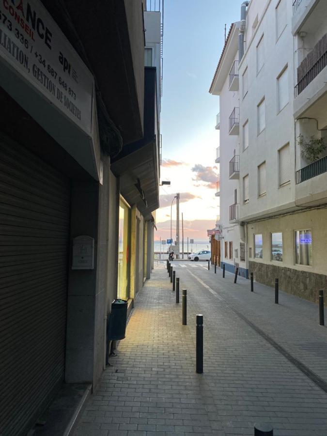Apartamentos Playa La Perola Ρόζες Εξωτερικό φωτογραφία